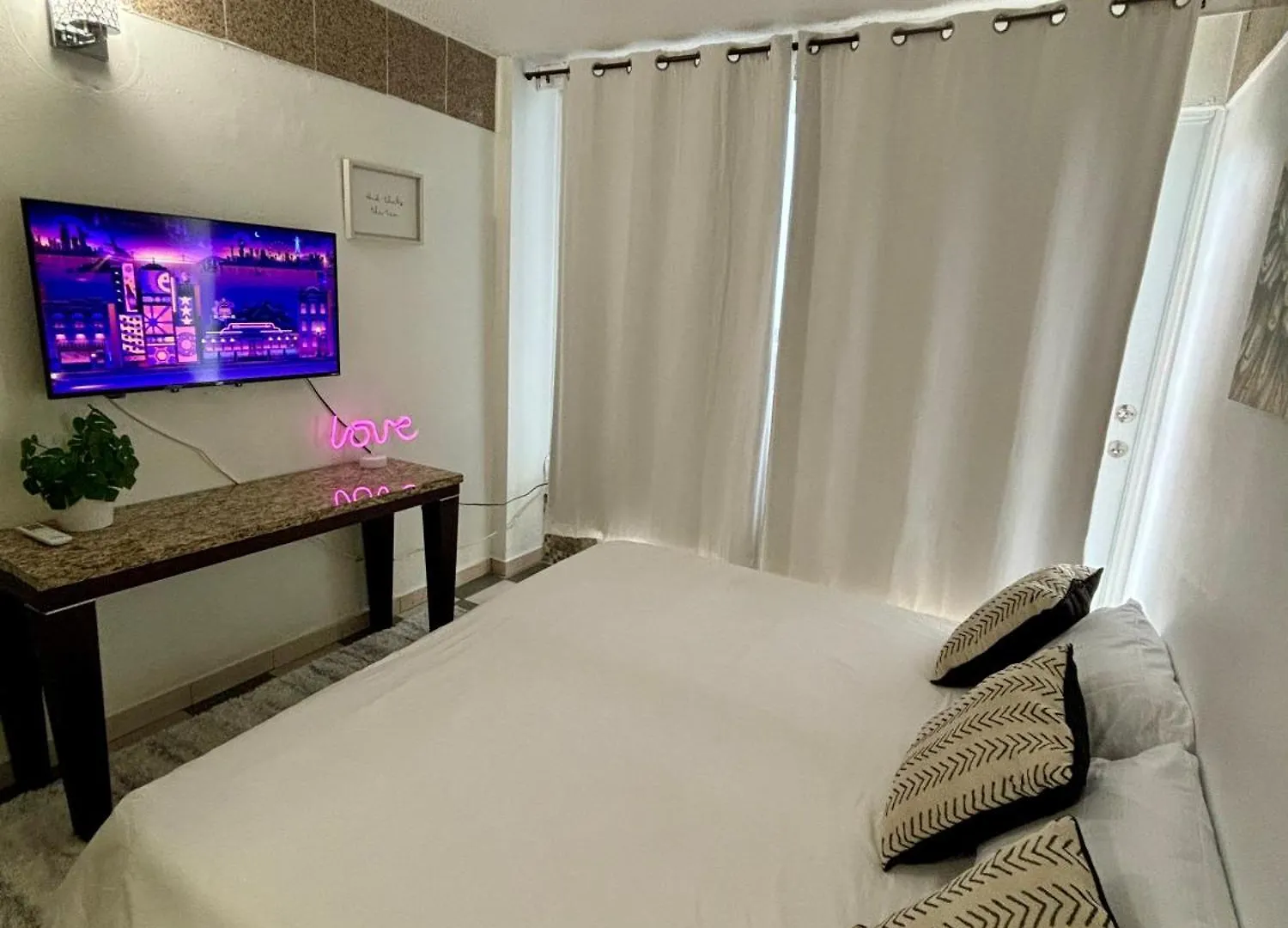 Downtown Isla Verde Luxe Apartment With Pool Сан-Хуан 0*,