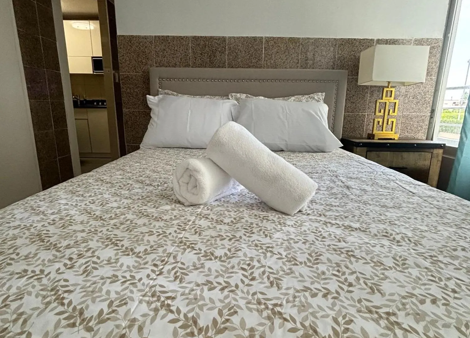 Downtown Isla Verde Luxe Apartment With Pool San Juan