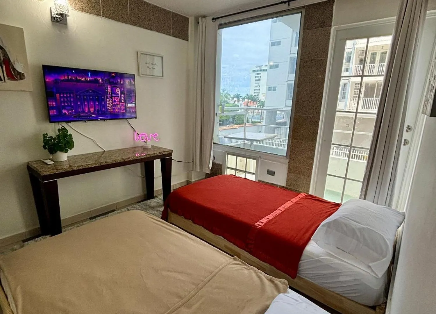 Downtown Isla Verde Luxe Apartment With Pool San Juan